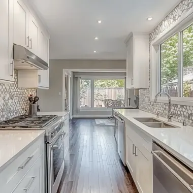 kitchen backsplash ideas white cabinets 1